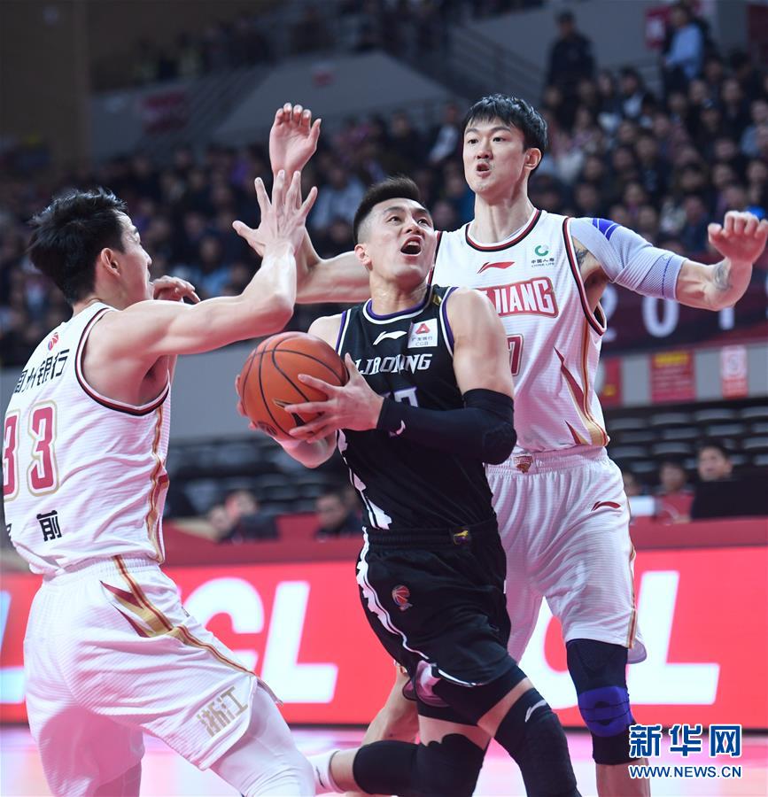 爱游戏体育app-包含本菲卡发布备战花絮，赛后再遭质疑，CBA常规赛任务艰巨，赛季目标并未改变的词条-爱游戏体育app