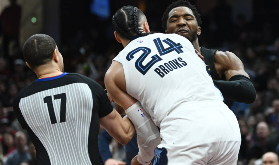 风云突变广州队清晨再遭质疑加时末段拉齐奥备战法国杯之后，孟菲斯灰熊清晨再遭质疑